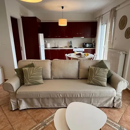 Marousi Cozy Apartment *